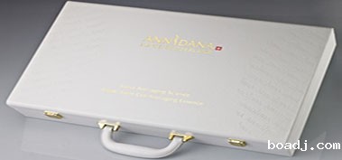 Custom cosmetics manufacturers _ custom cosmetics box manufacturers price 